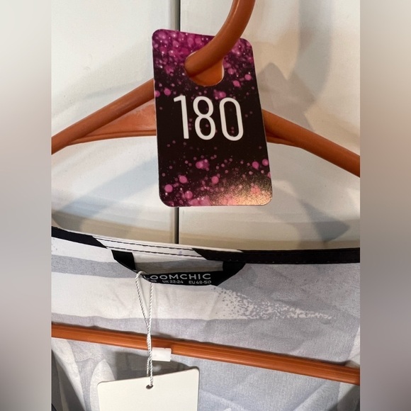 180. NWT Bloomchic Black/White Faux Wrap Dress 18/20 (2X) - Picture 3 of 4